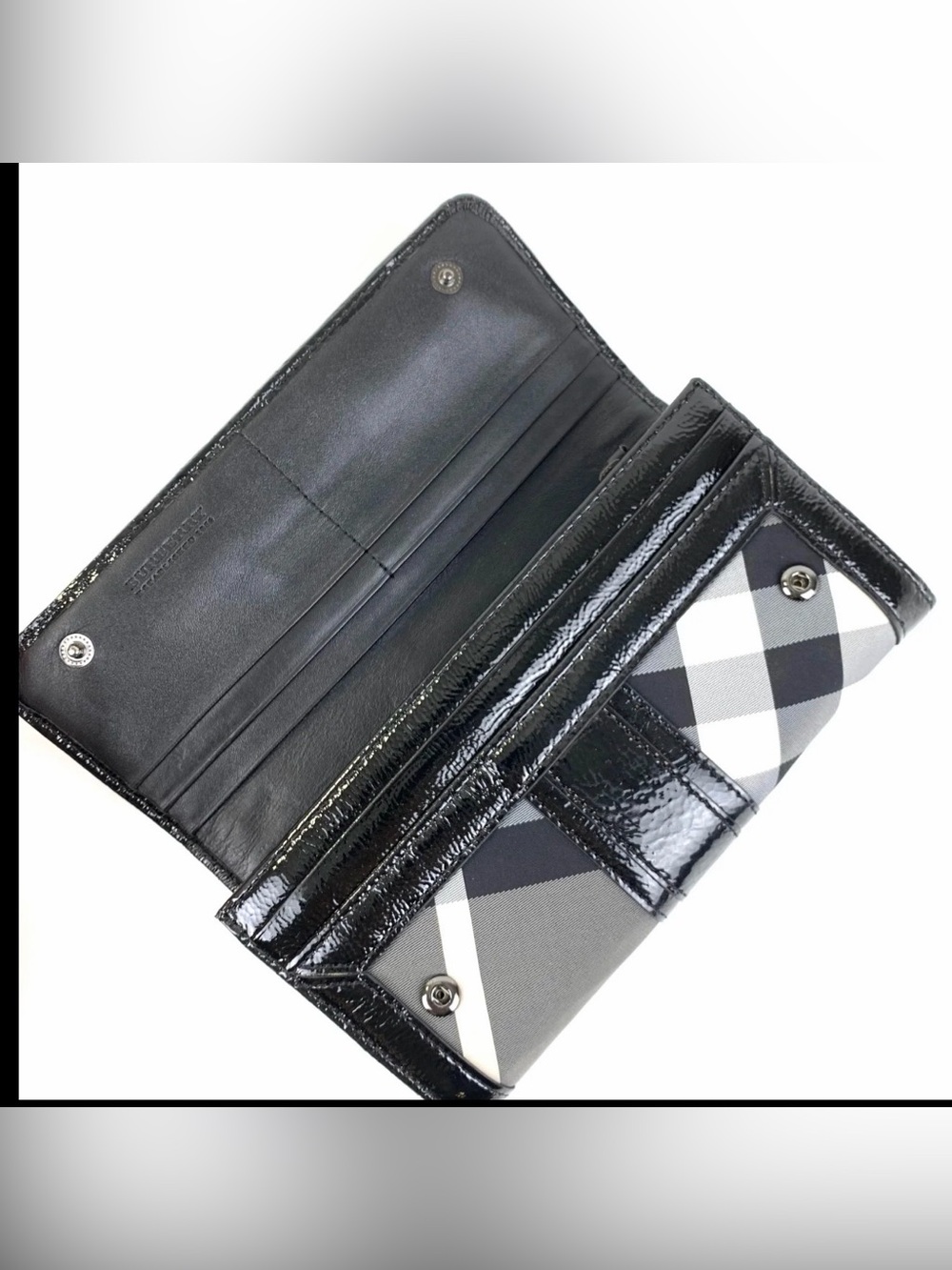 Burberry Beat Check Penrose Continental Wallet - Picture 9 of 14